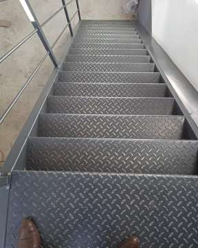 Serviços de limpezas Passa Aqui - Fundão - Rug Cleaning
