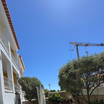 G&M Gardens LDA. - Cascais - Tratamento de Relvado