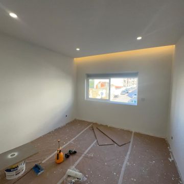 Sikler & Santos Projetos de Remodelação Lda - Setúbal - Dachreinigung