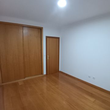 Soluções&Renovações - Coimbra - Instalação de Papel de Parede