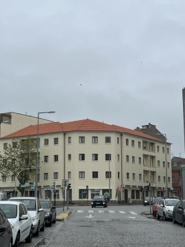 Metricspot.pt - Vila Nova de Gaia - Montaje de mesas de billar