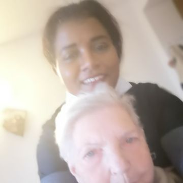 Buddhika Perera - Olhão - Commercial Cleaning