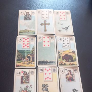 Oráculo do Limiar - Maia - Espectáculo de lector del tarot