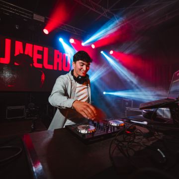 DJ Melro - Leiria - Quinceanera DJ