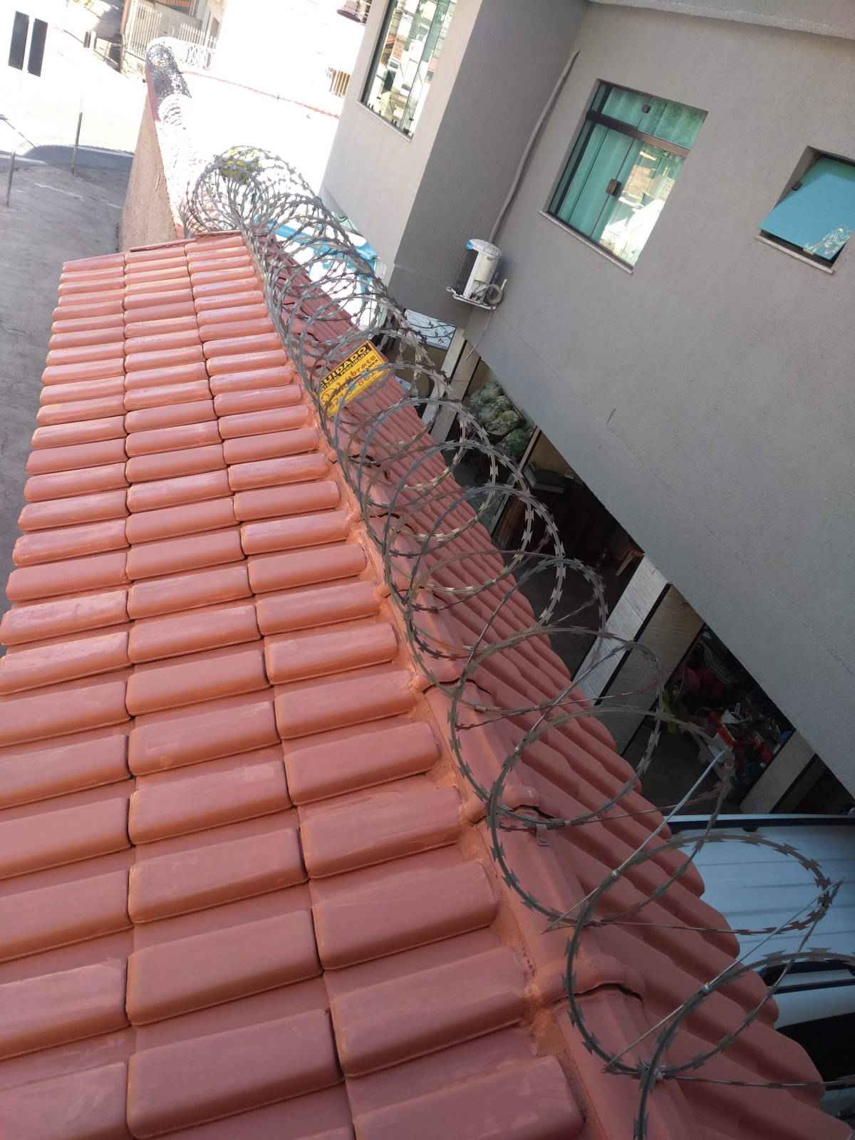 Eric - Paredes - Exterior Painting