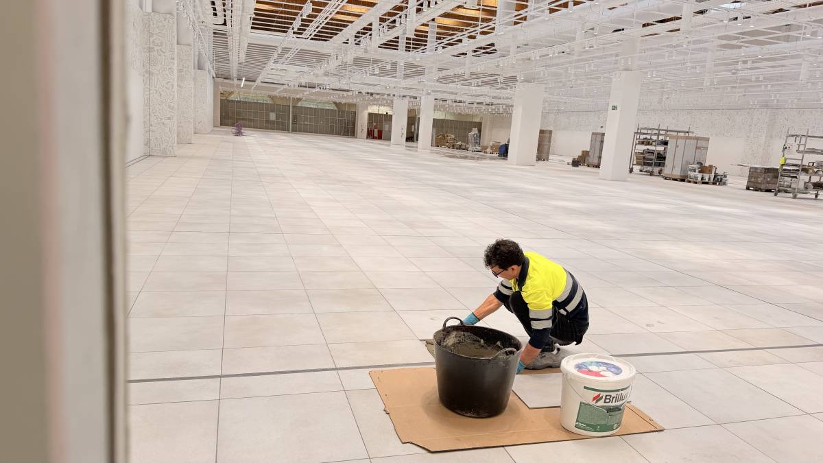 Eduardo Fernandez - Lisboa - Instalación de alfombras