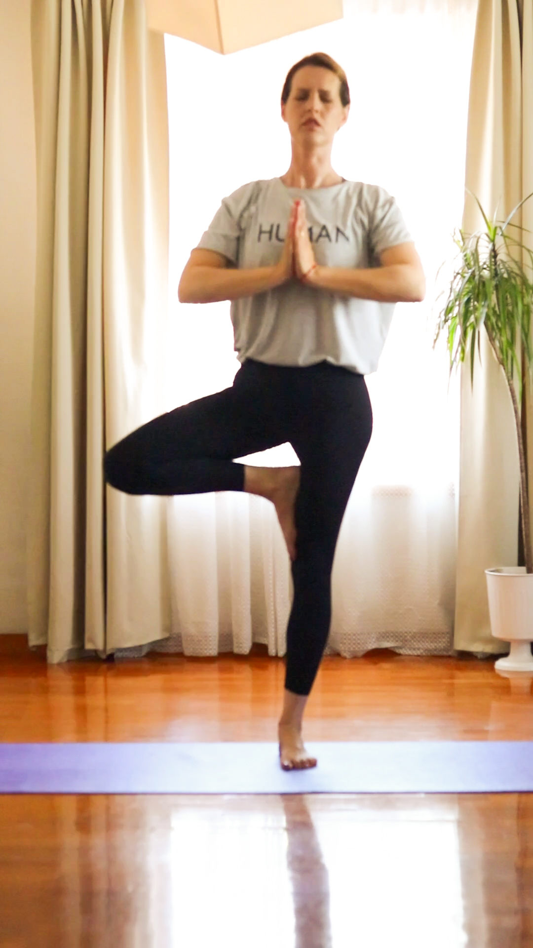 Flora Soares - Porto - Prenatal Yoga
