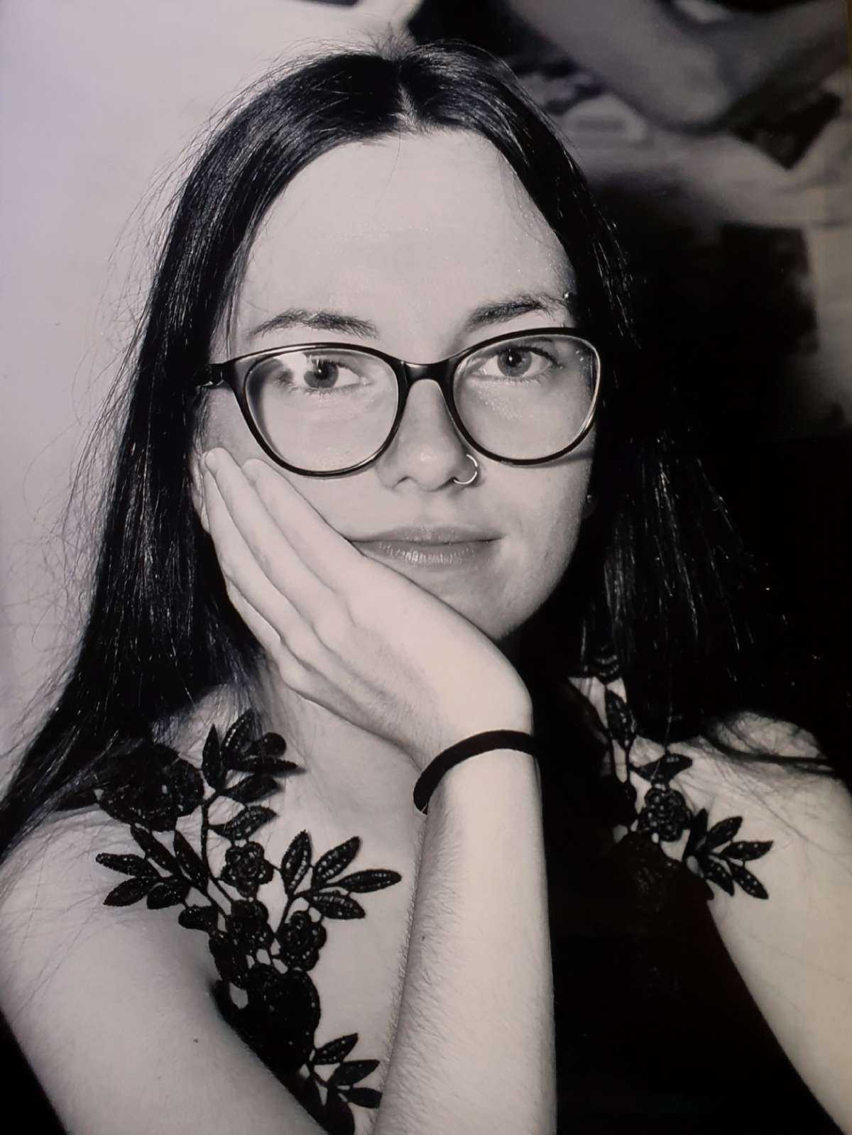 Íris Fernandes - Almada - Translation
