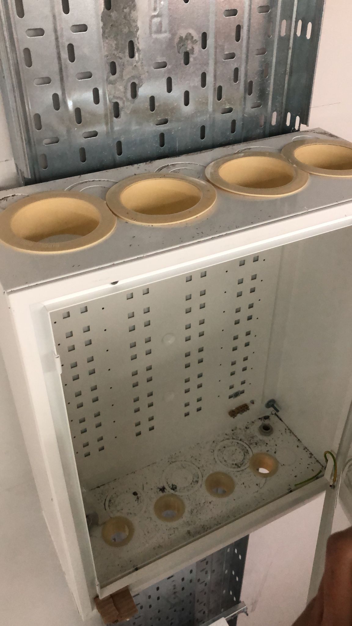 Eletricista - Seixal - Münzbetriebenes Gerät - Münzautomat reparieren