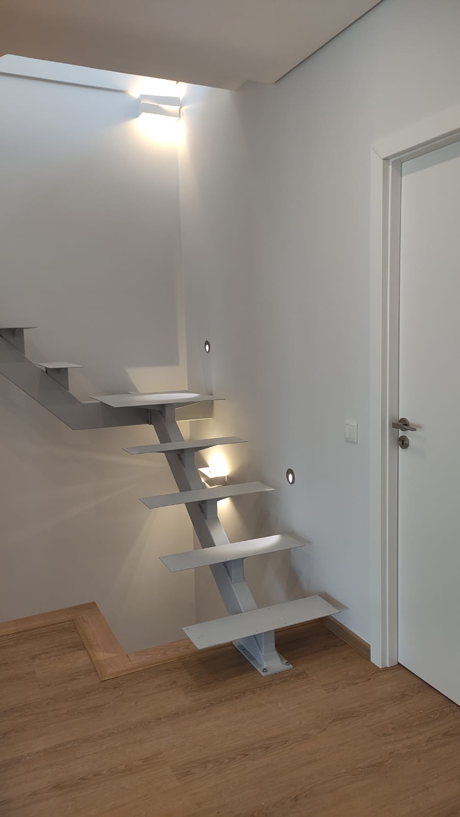 Pedro Cimão de Lima - Braga - Stair and Staircase Addition or Remodel