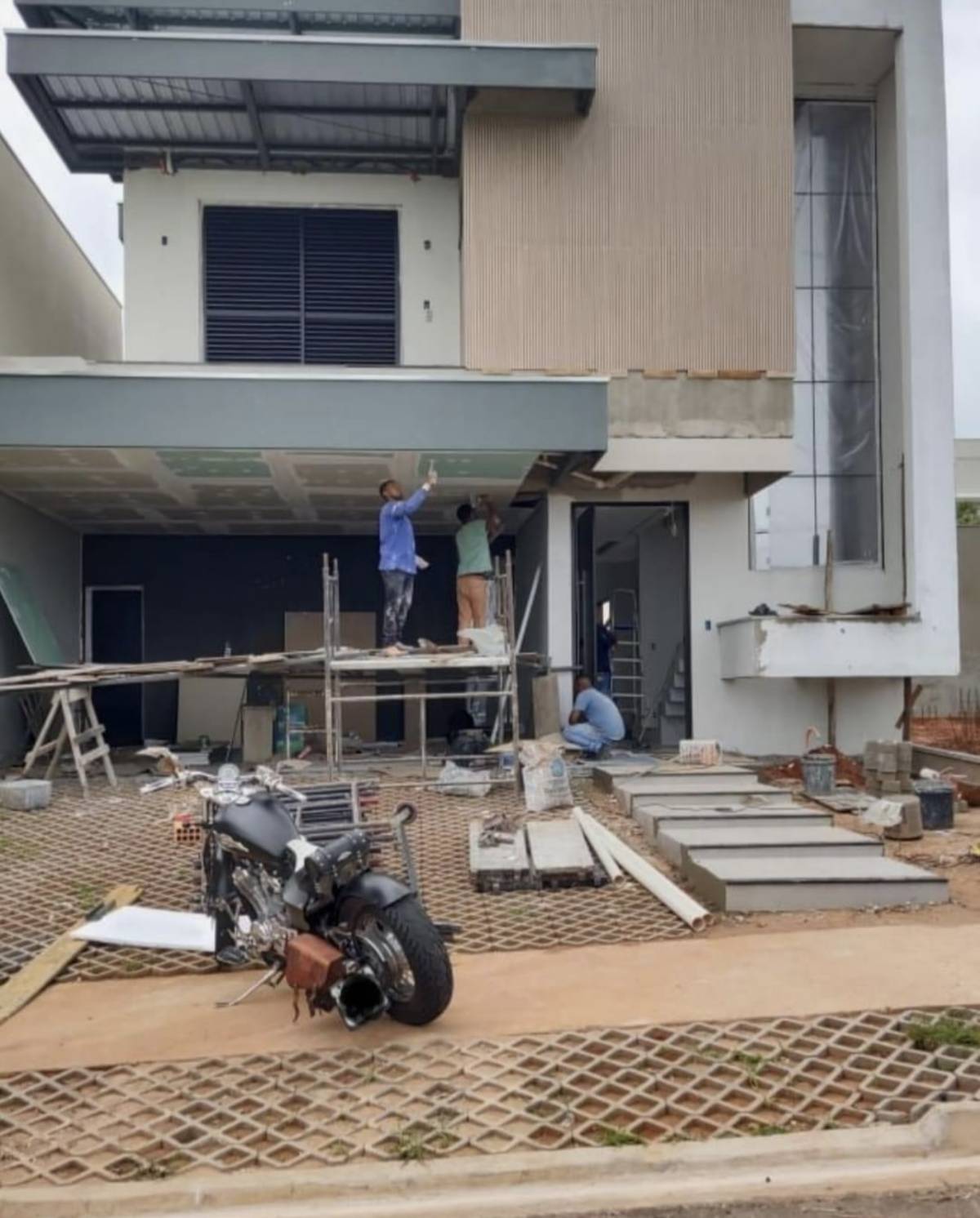 Anjos Assíduos Construção (engenheiro,salvador) - Loures - Concrete Flooring Installation