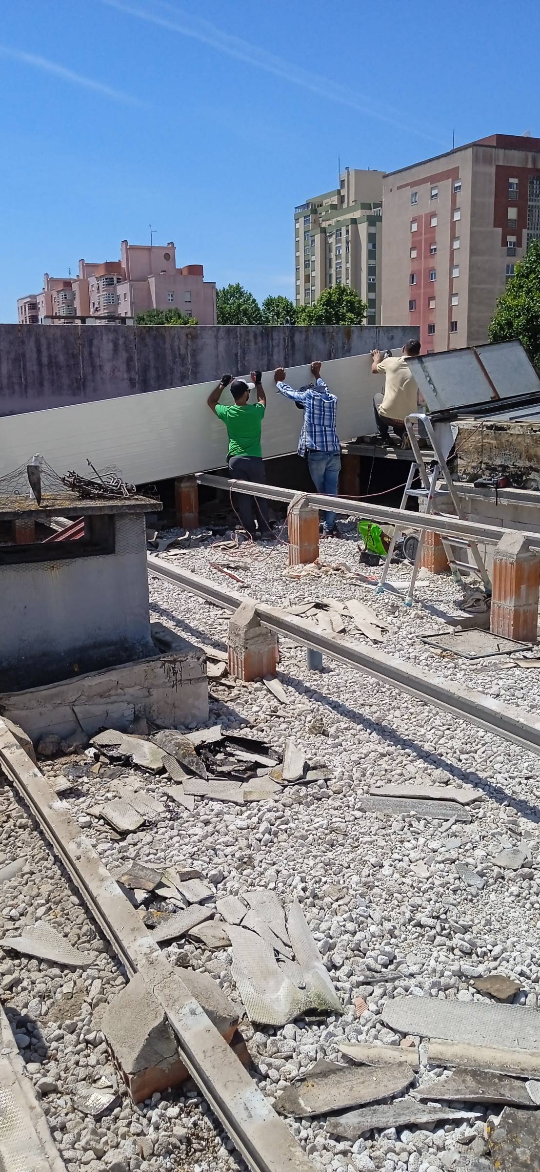 Delinear Serviços - Amadora - Limpeza de Garagem