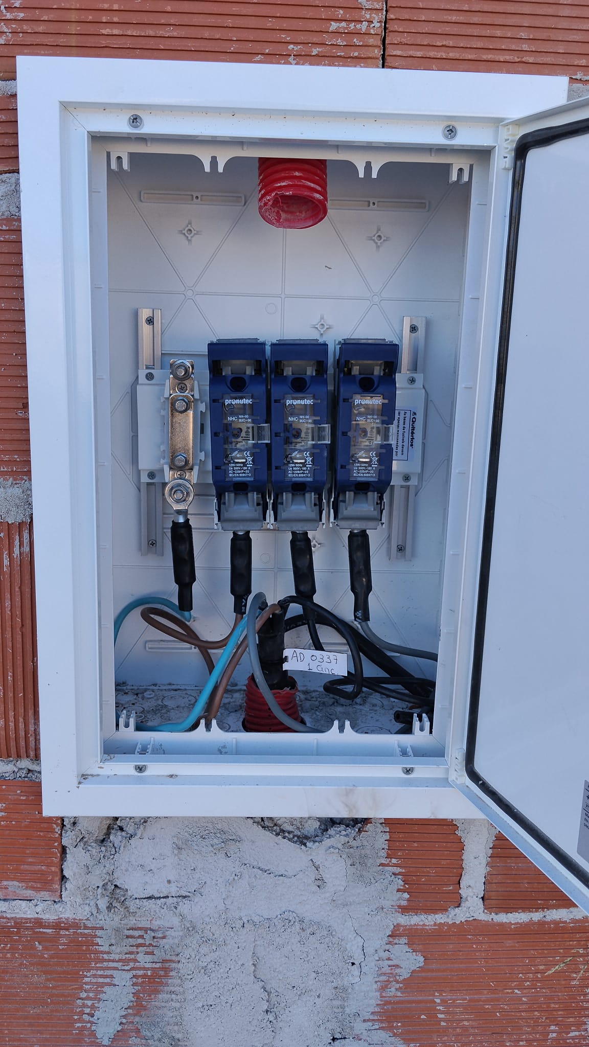 Rodrigo koiti yanagui - Sintra - Electricians