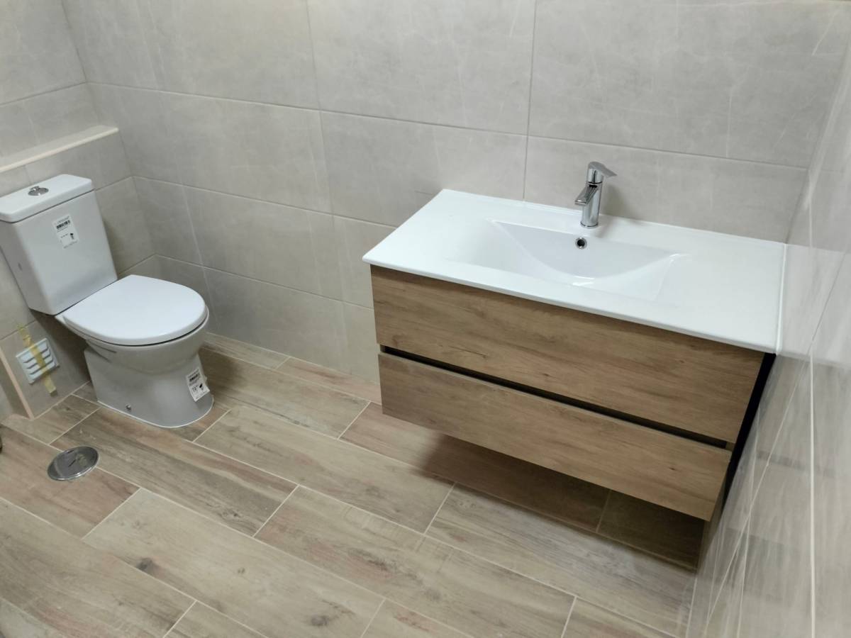 Slava Construction - Portimão - Instalação de Alcatifa