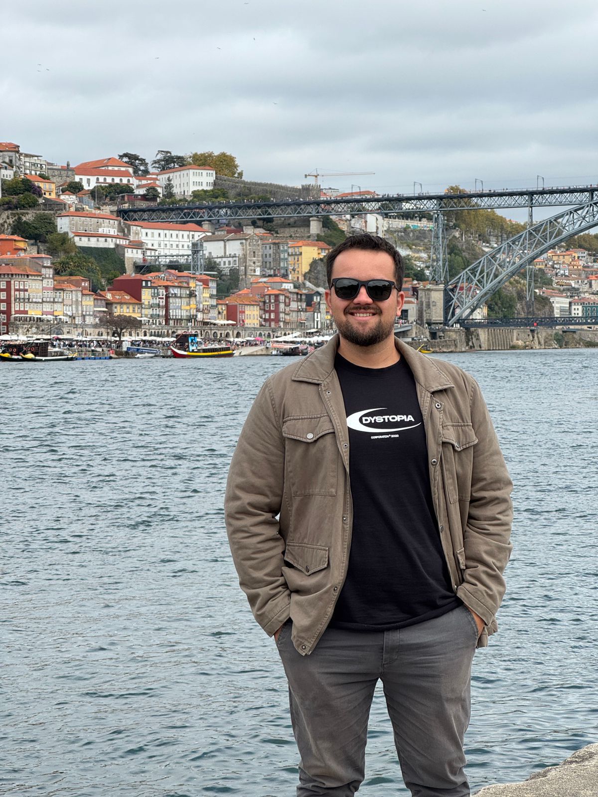 GUILHERME MOZER - Almada - Cabinet Refacing