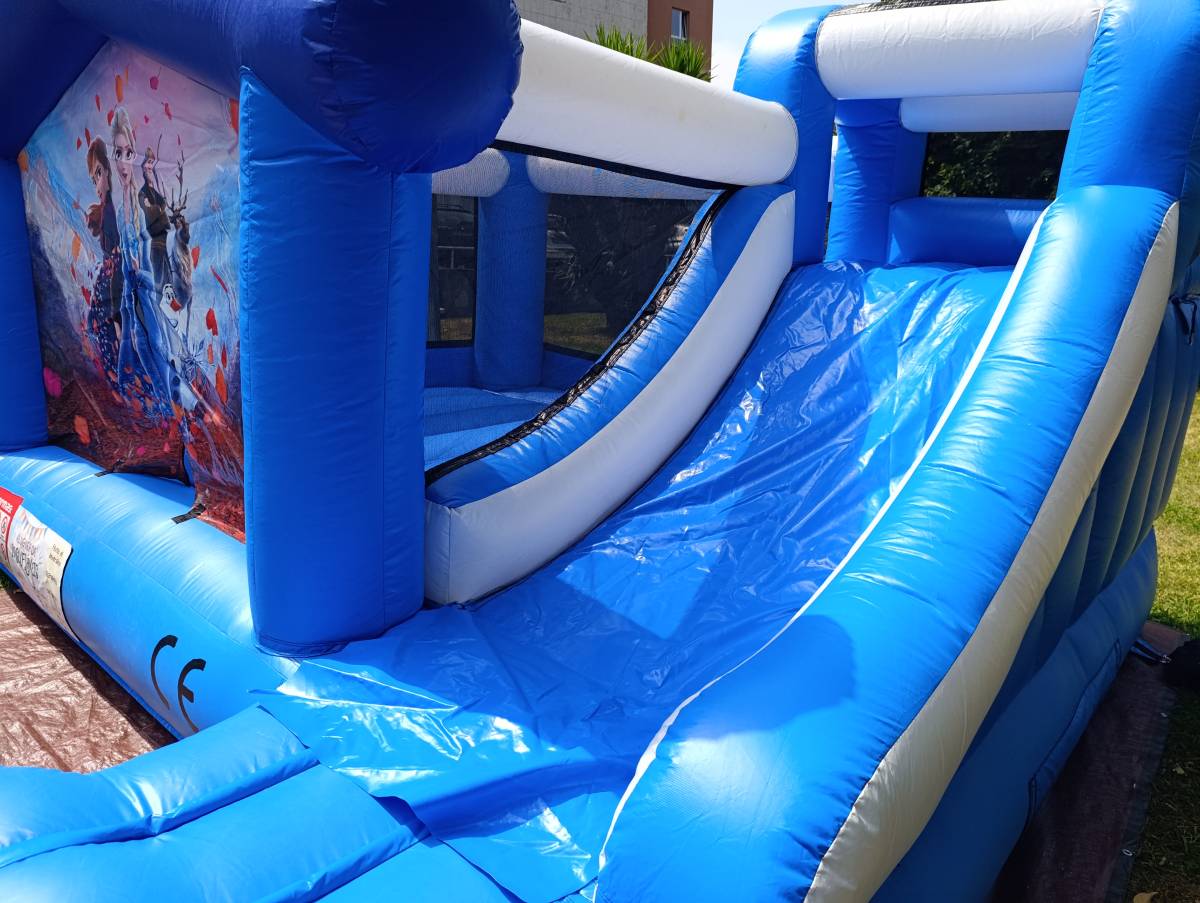 Catita insufláveis - Maia - Location de structures gonflables pour fêtes