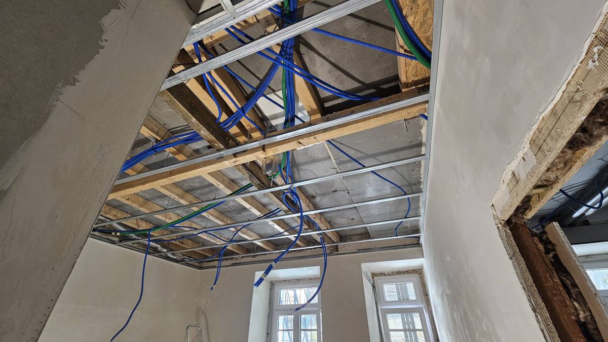 Breno Mendes - Sintra - Instalação ou Substituição da Canalização Exterior