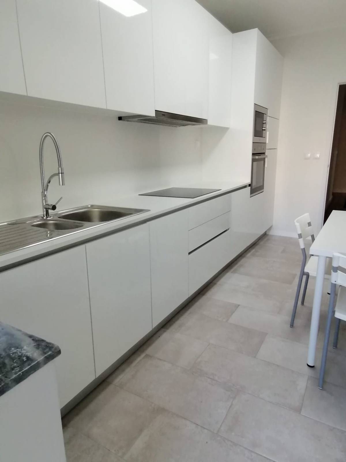 OCC - Oliveira Carrilho Construções - Braga - Revestimento de Pavimento