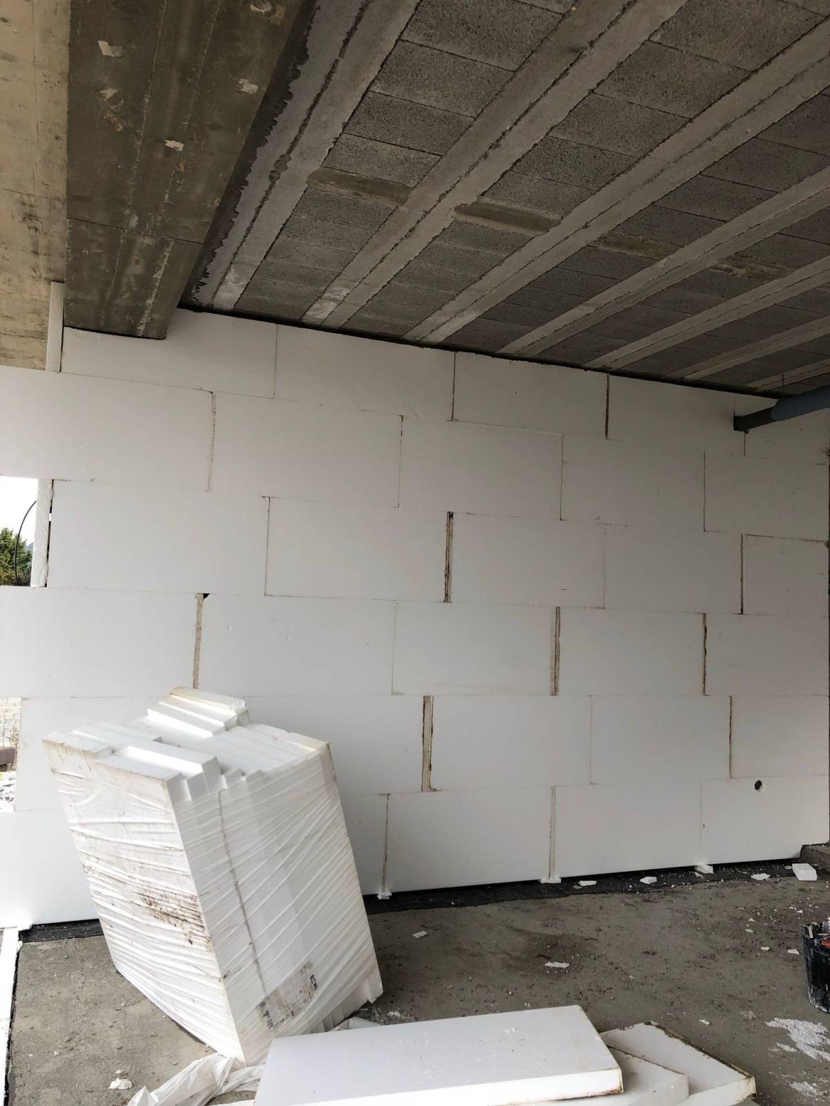 OCC - Oliveira Carrilho Construções - Braga - Instalação de Ventoinha