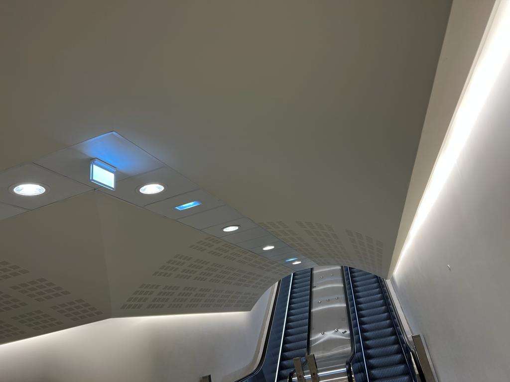 Anjos Assíduos Construção (engenheiro,salvador) - Loures - Balcony Remodel