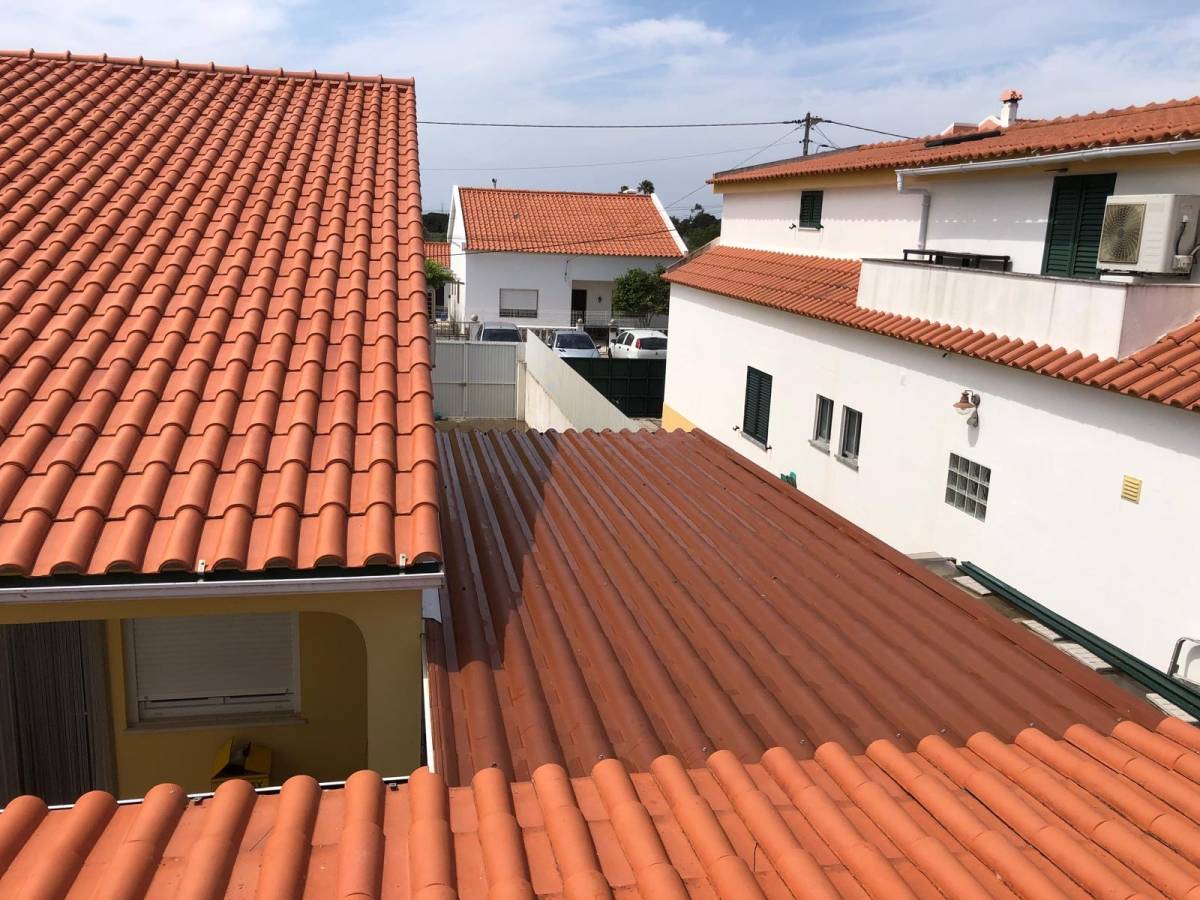 Adesio Júnior - Montijo - Instalação de Escadas