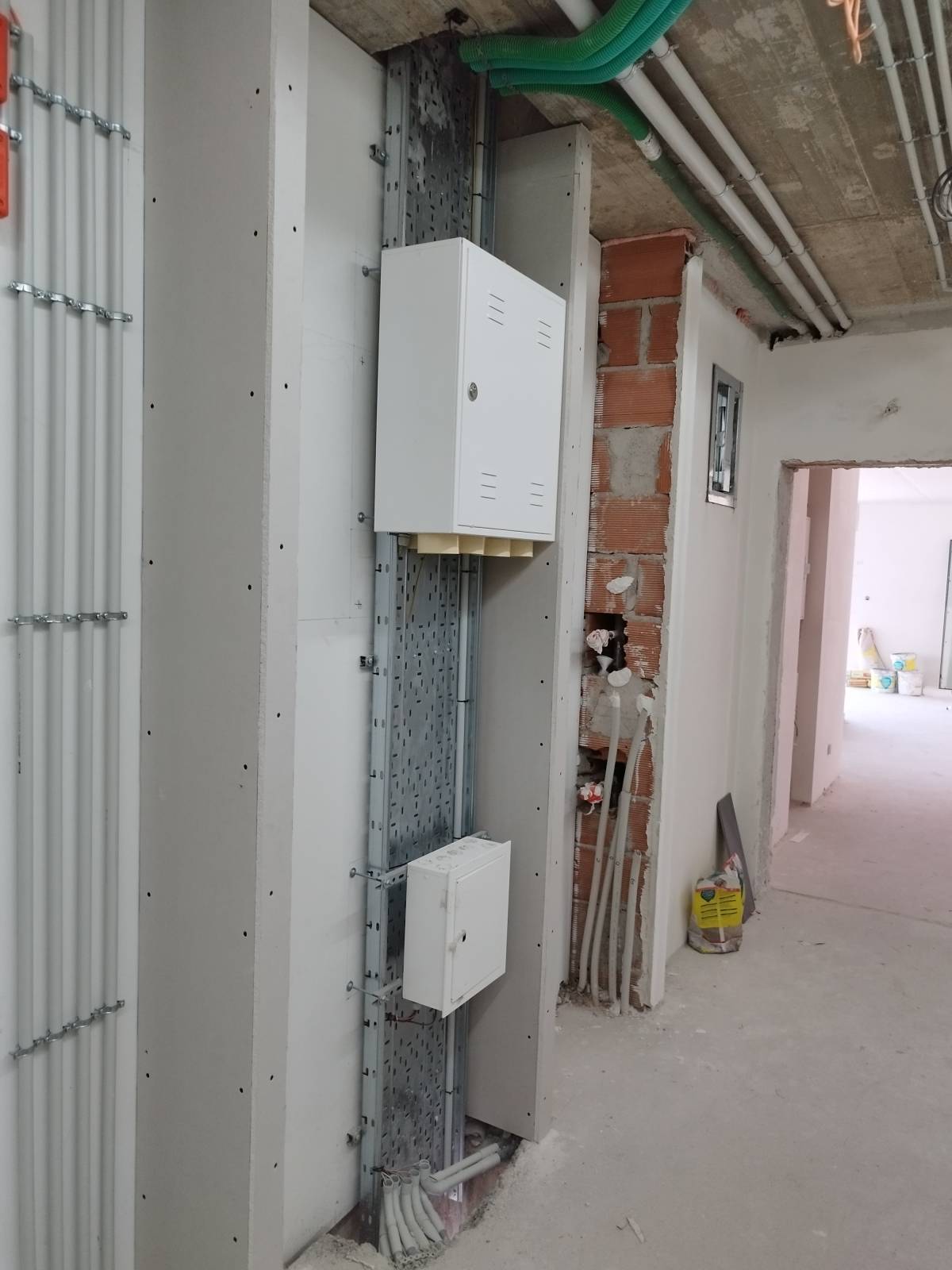 Eletricista - Seixal - Installation und Montage von Lampen