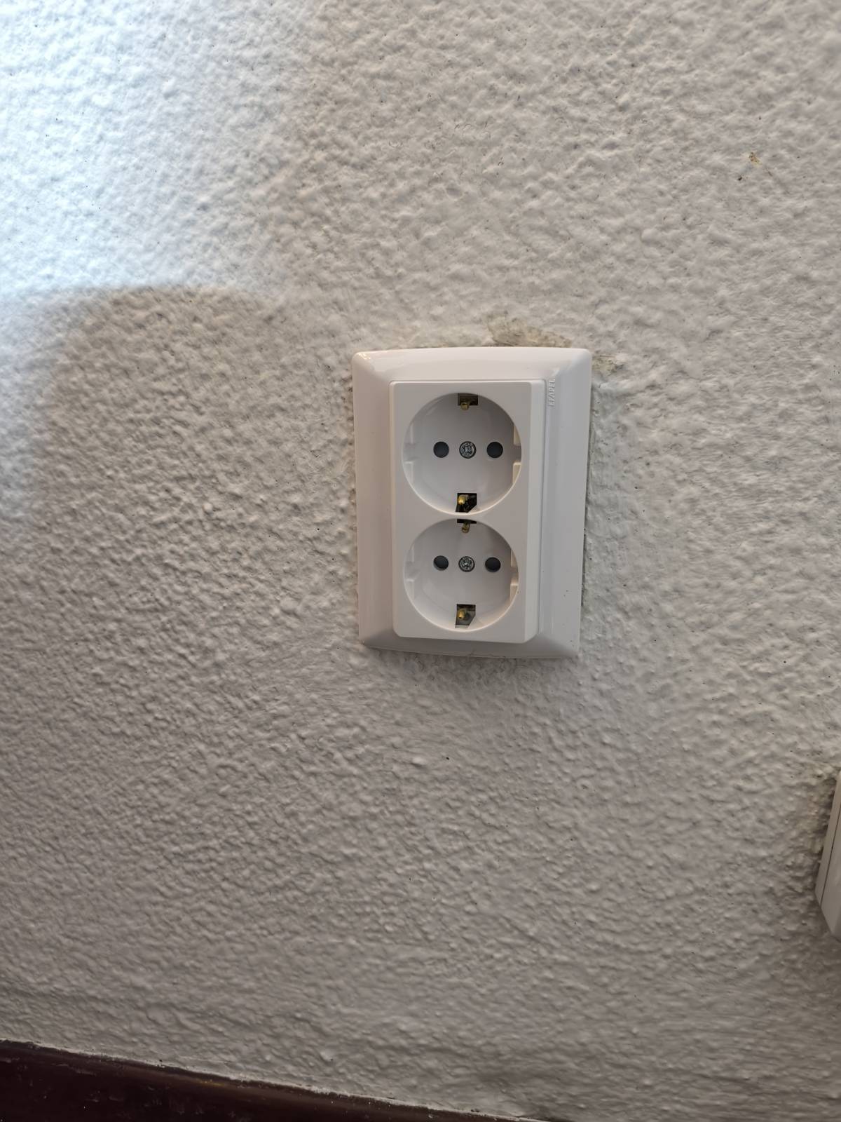 M&G Engenharia Elétrica - Marinha Grande - Reparação ou Ajuste de Alarme