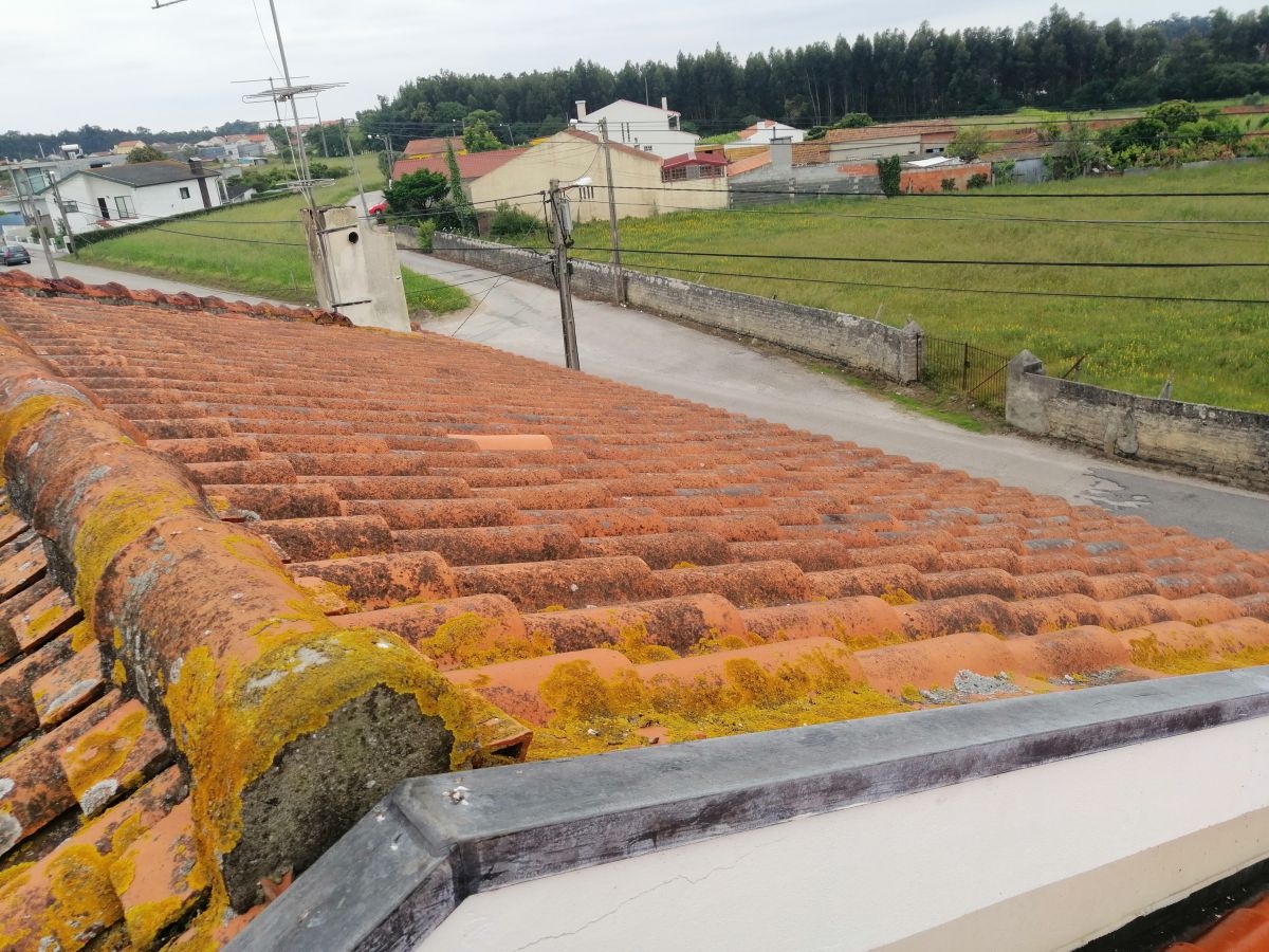 Valentim Obras - Ílhavo - Limpeza de Telhado