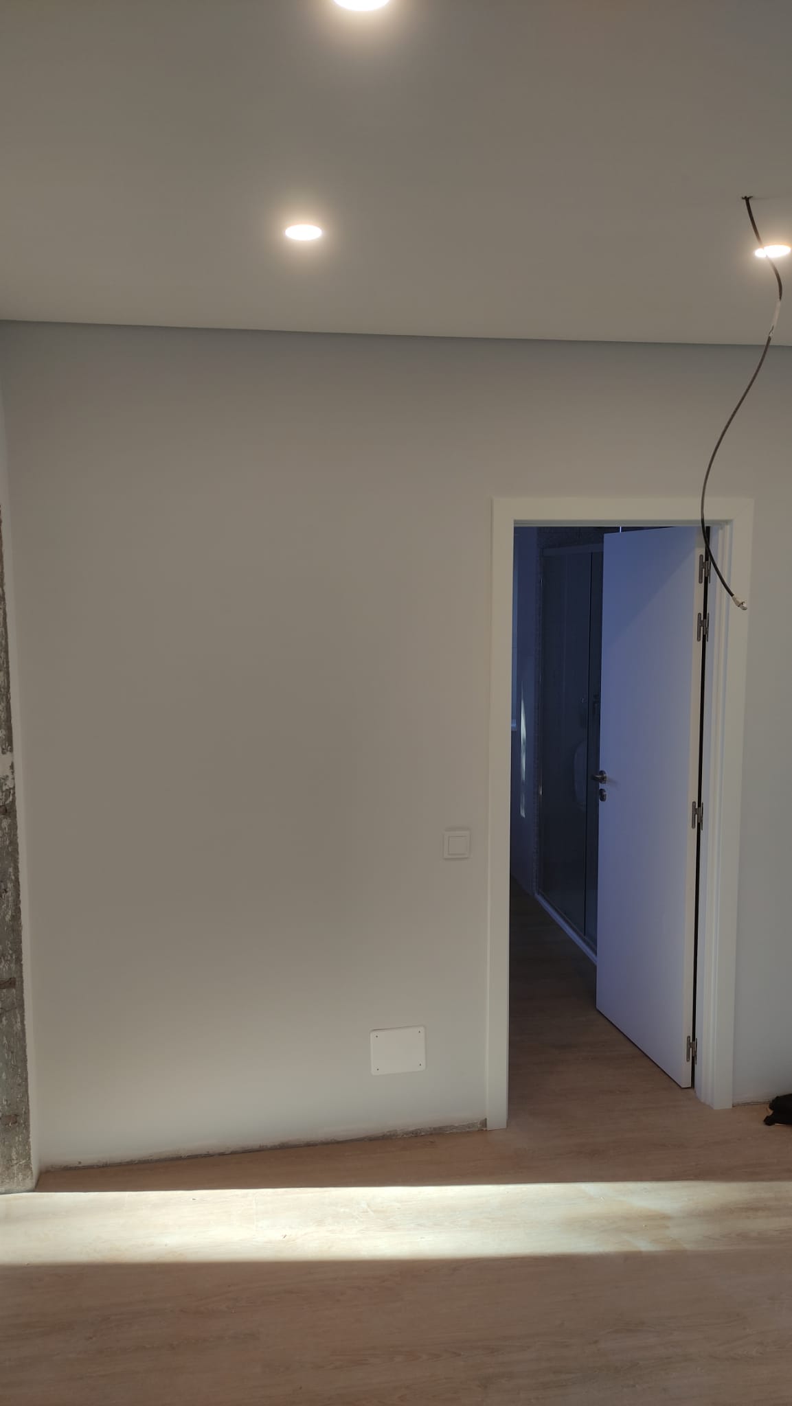 Pedro Cimão de Lima - Braga - Concrete Flooring Installation