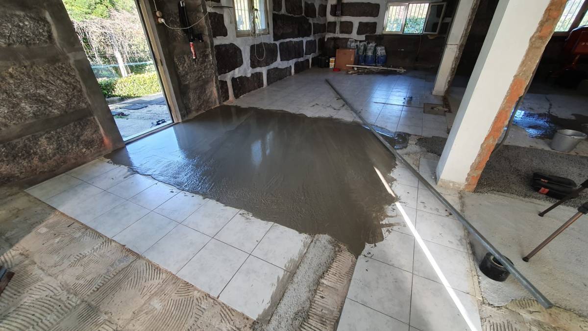 Pedro Cimão de Lima - Braga - Bathroom Remodel