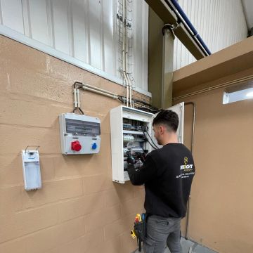 Insight Instalações - Tomar - Ventilator montieren