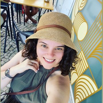 Andrea Nascimento - Oeiras - Property Cleanup