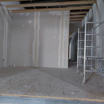 i7 Construções. - Almeirim - Montagem de Mesa de Bilhar