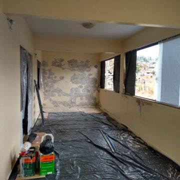 Eric - Paredes - Pintar puertas