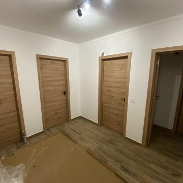 Tiago Vinicius - Torres Vedras - Instalación de alfombras