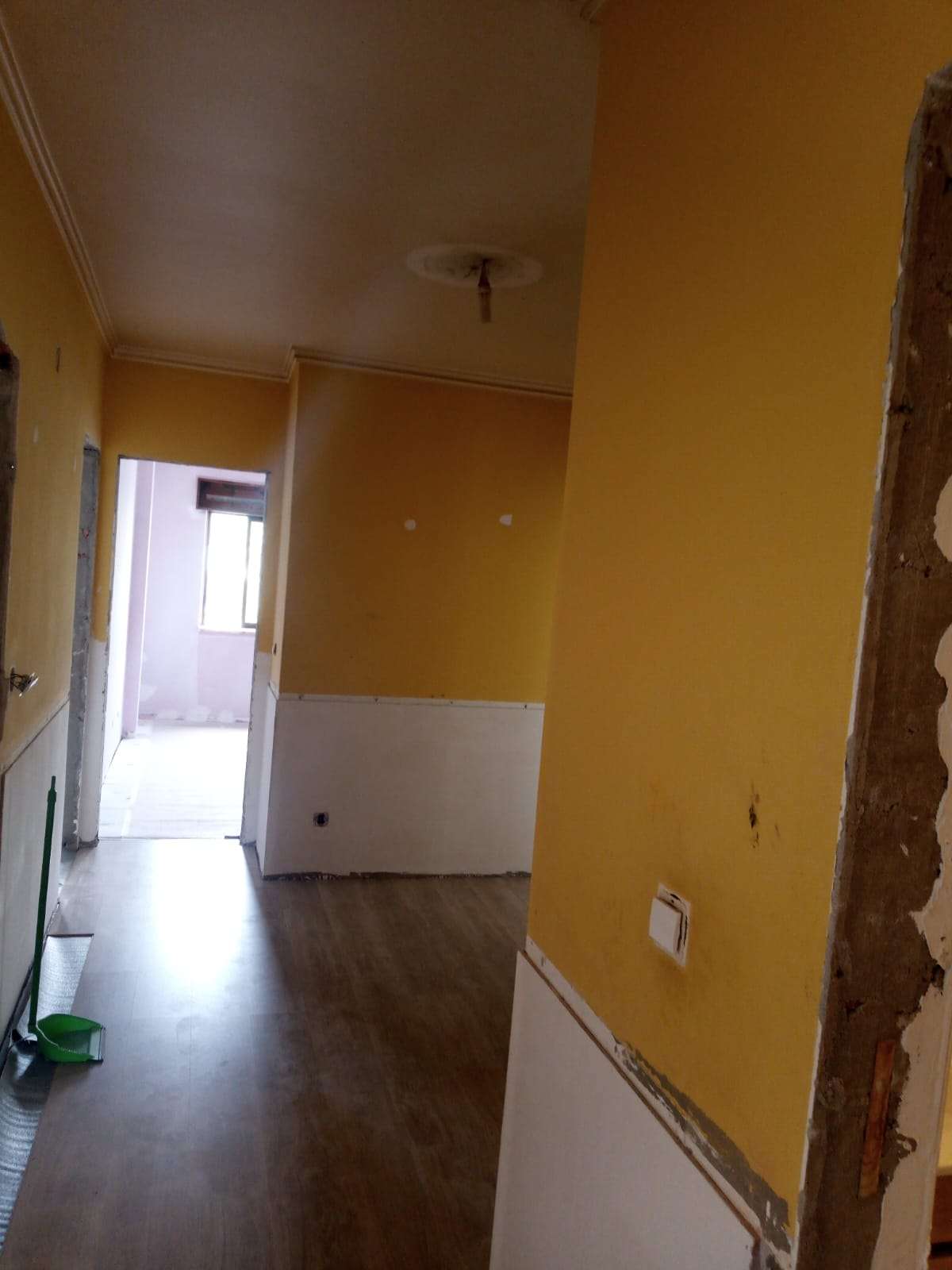 Pintor Ricardo - Torres Novas - Door Repair