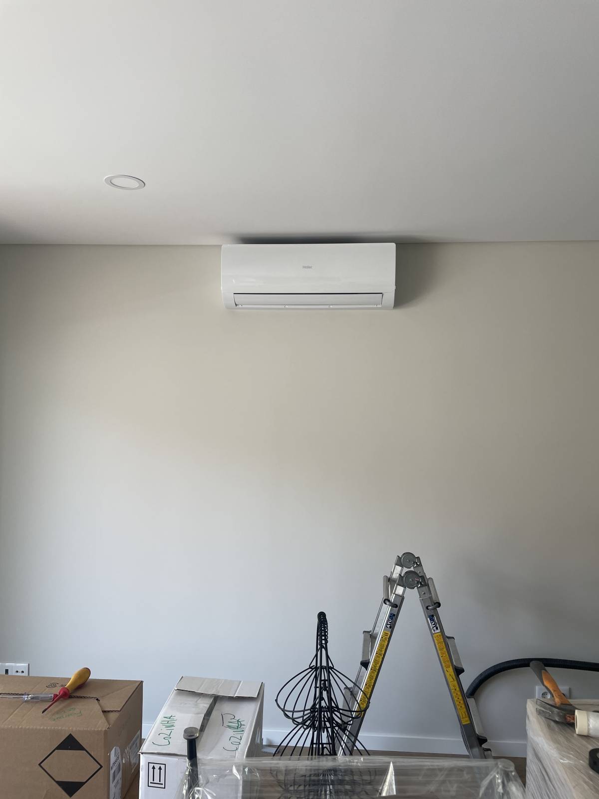Atuar climatização - Oeiras - Instalação ou Substituição de Exaustor de Cozinha