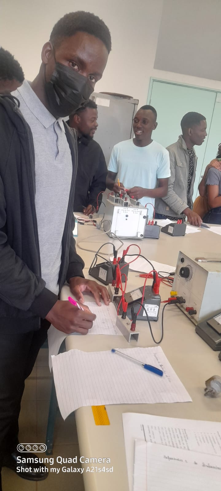 Soda(NaOH) - Santarém - Cours particuliers de mathématiques au collège
