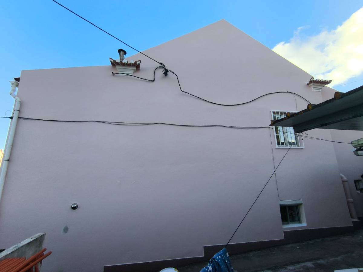 Leodastintas - Sintra - Peinture de portes