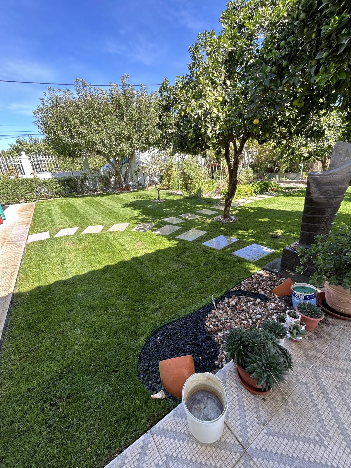 Jardim_Real - Loures - Lawn Mowing and Trimming