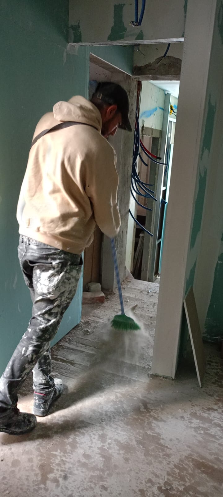 Amine work - Odivelas - Instalação de Piso Aquecido