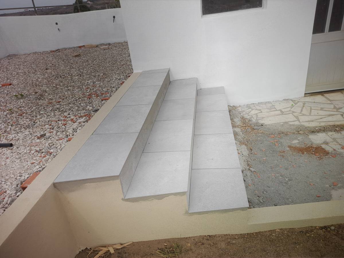 Narivaldo pedreiro - Sintra - Construção de Parede Interior