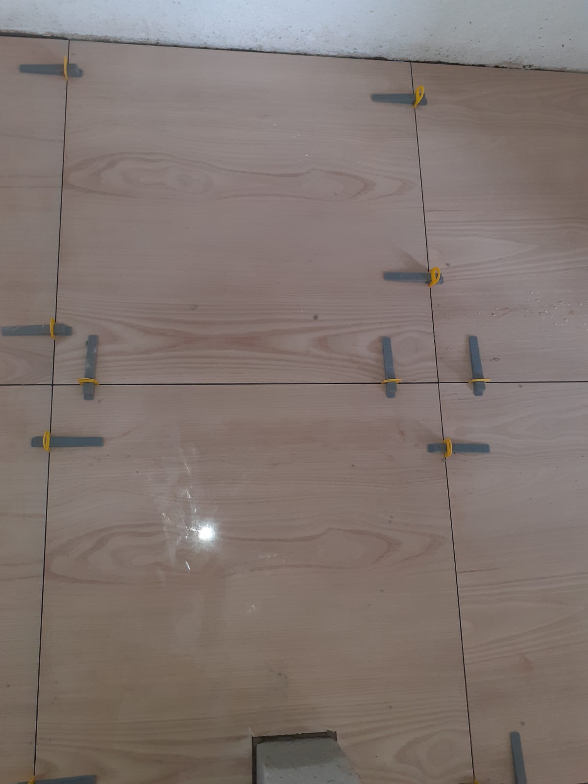 ALVES VITAL REMODELAÇÕES - Caldas da Rainha - Caulking