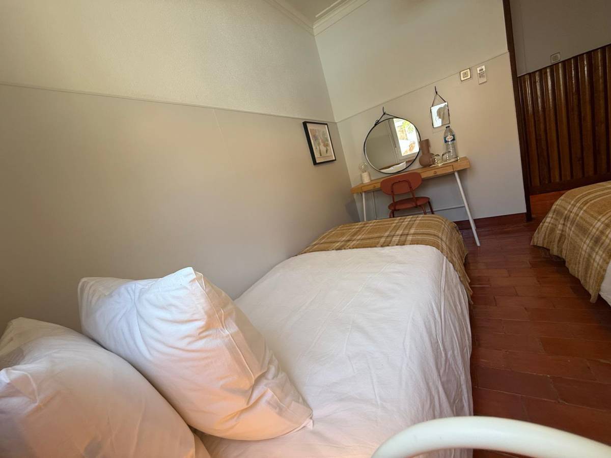 RJ360 Construção e Recuperação LDA - Castelo Branco - Möbel