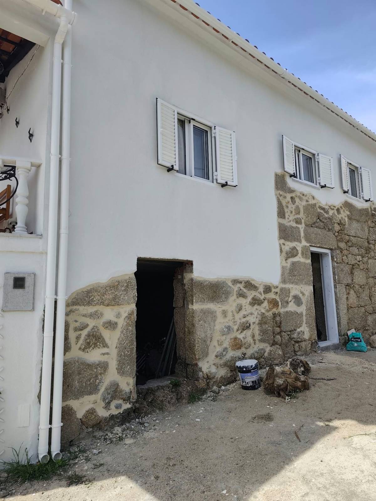 RJ360 Construção e Recuperação LDA - Castelo Branco - Wände verkleiden, reparieren oder entfernen