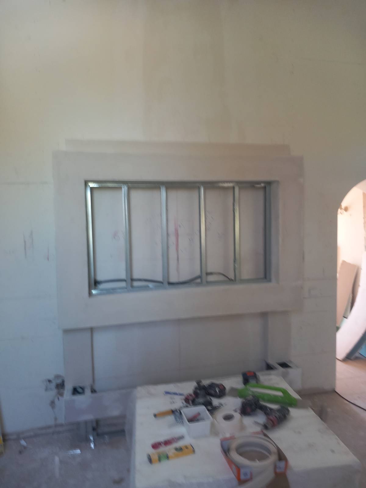 Amine work - Odivelas - Instalação, Reparação ou Remoção de Revestimento de Parede