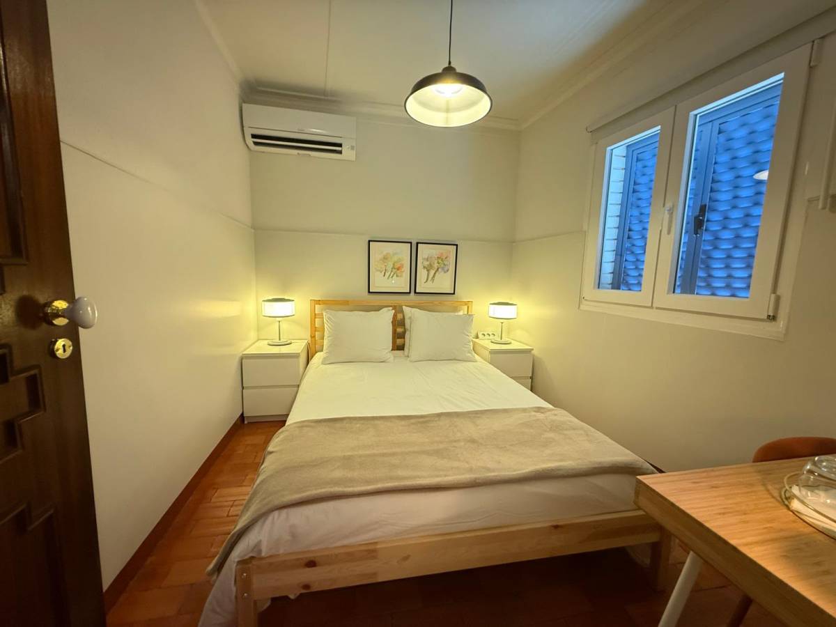 RJ360 Construção e Recuperação LDA - Castelo Branco - Spüle und Wasserhahn reparieren