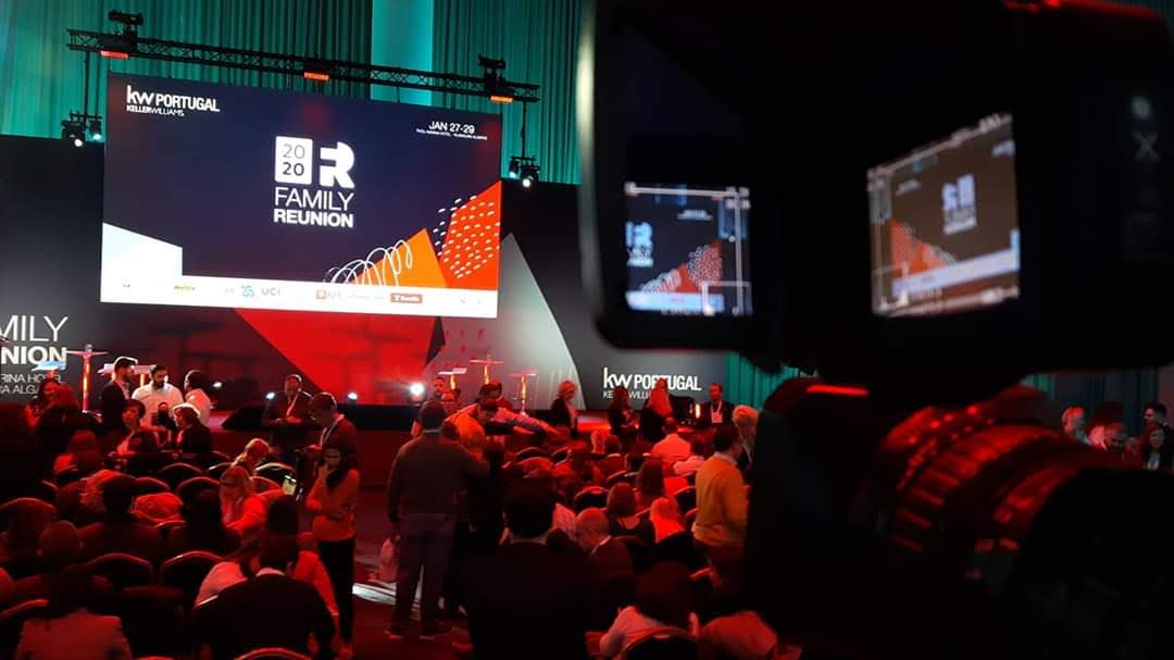 Palco Singular Audiovisuais - Odivelas - Vídeos corporativos