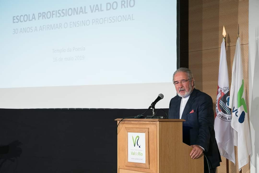 Palco Singular Audiovisuais - Odivelas - Servicios de Transmisión de Vídeo y Webcasting