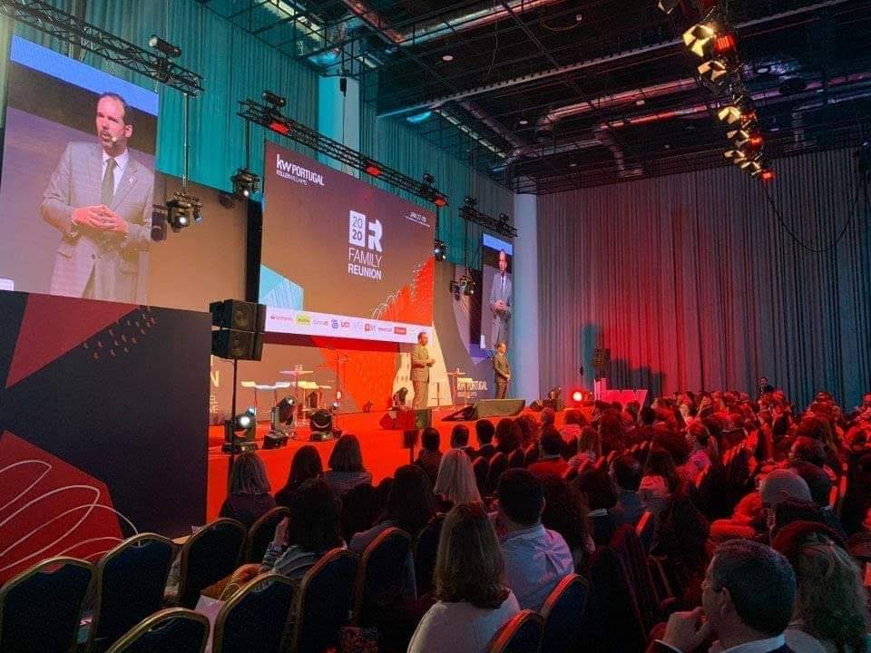 Palco Singular Audiovisuais - Odivelas - Vídeo